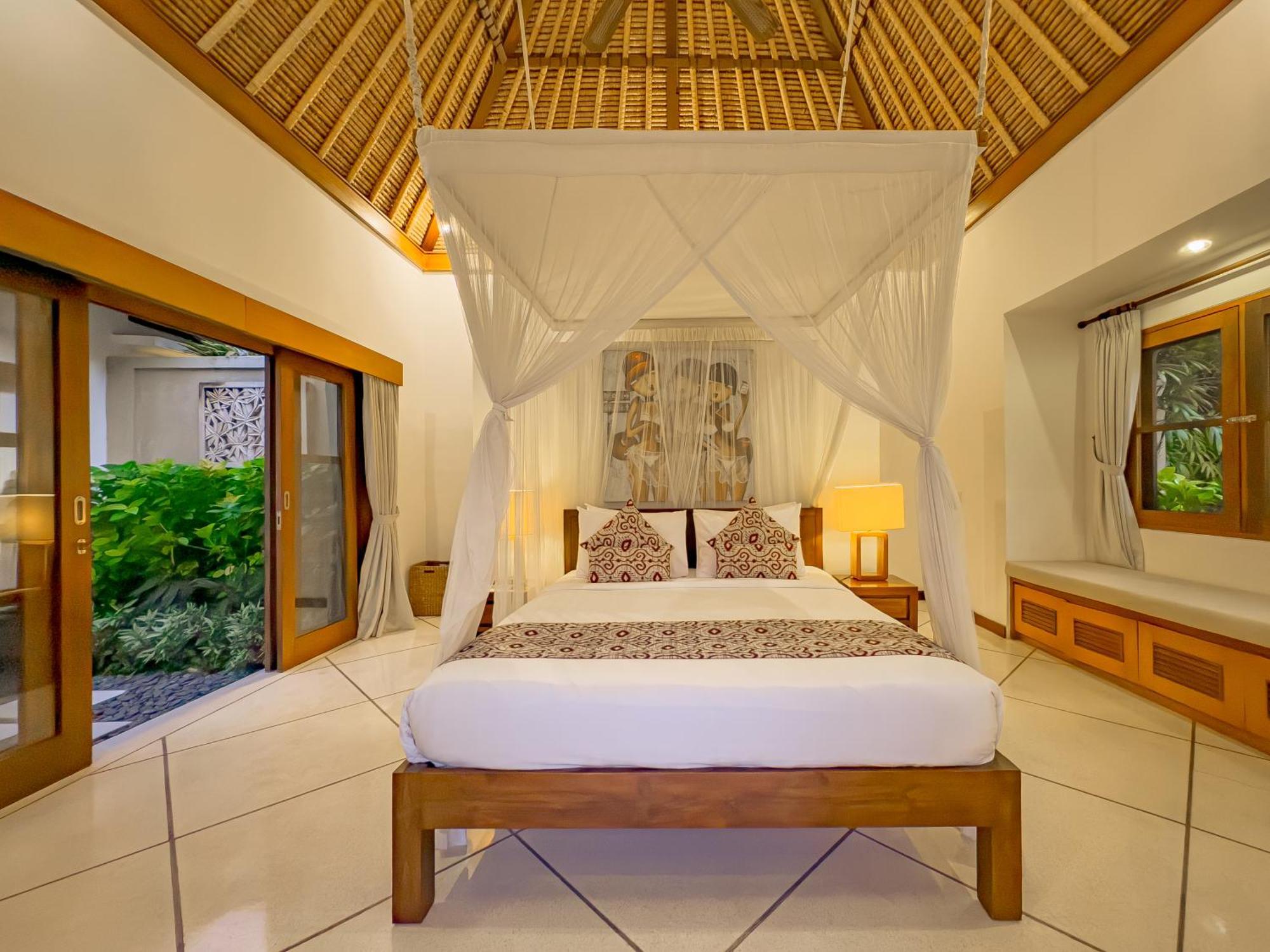 Villa Bugis Drupadi Seminyak Habitación foto