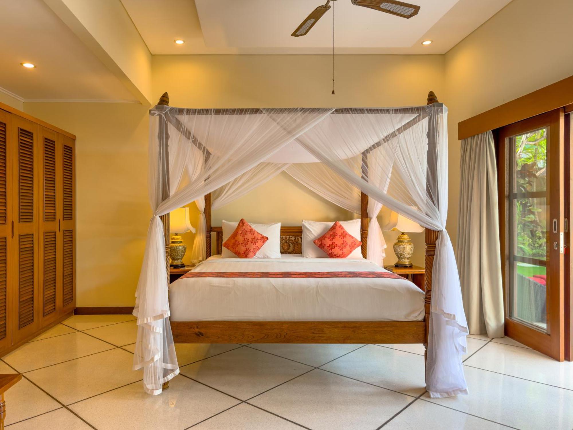 Villa Bugis Drupadi Seminyak Habitación foto