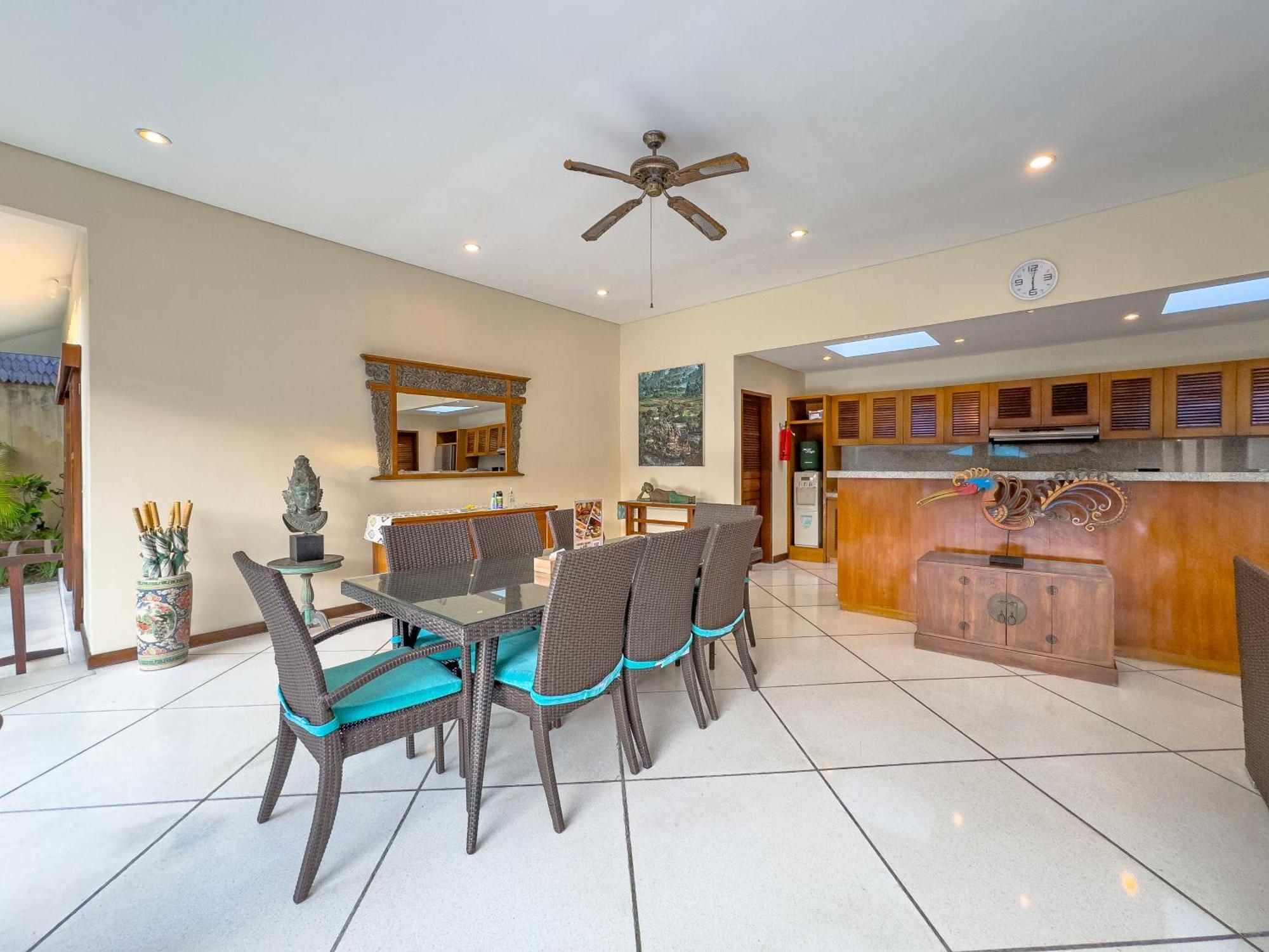 Villa Bugis Drupadi Seminyak Habitación foto