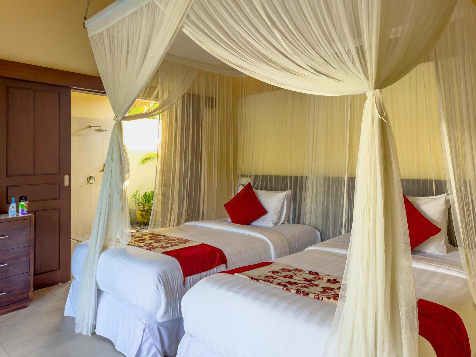 Villa Bugis Drupadi Seminyak Habitación foto
