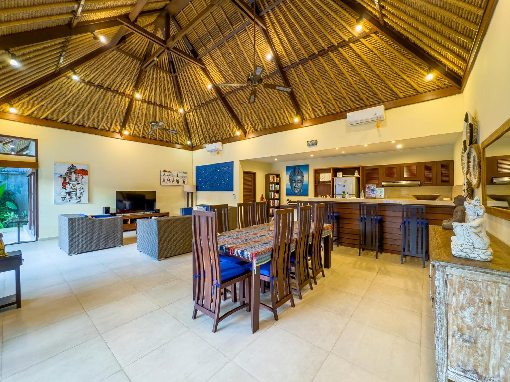 Villa Bugis Drupadi Seminyak Habitación foto