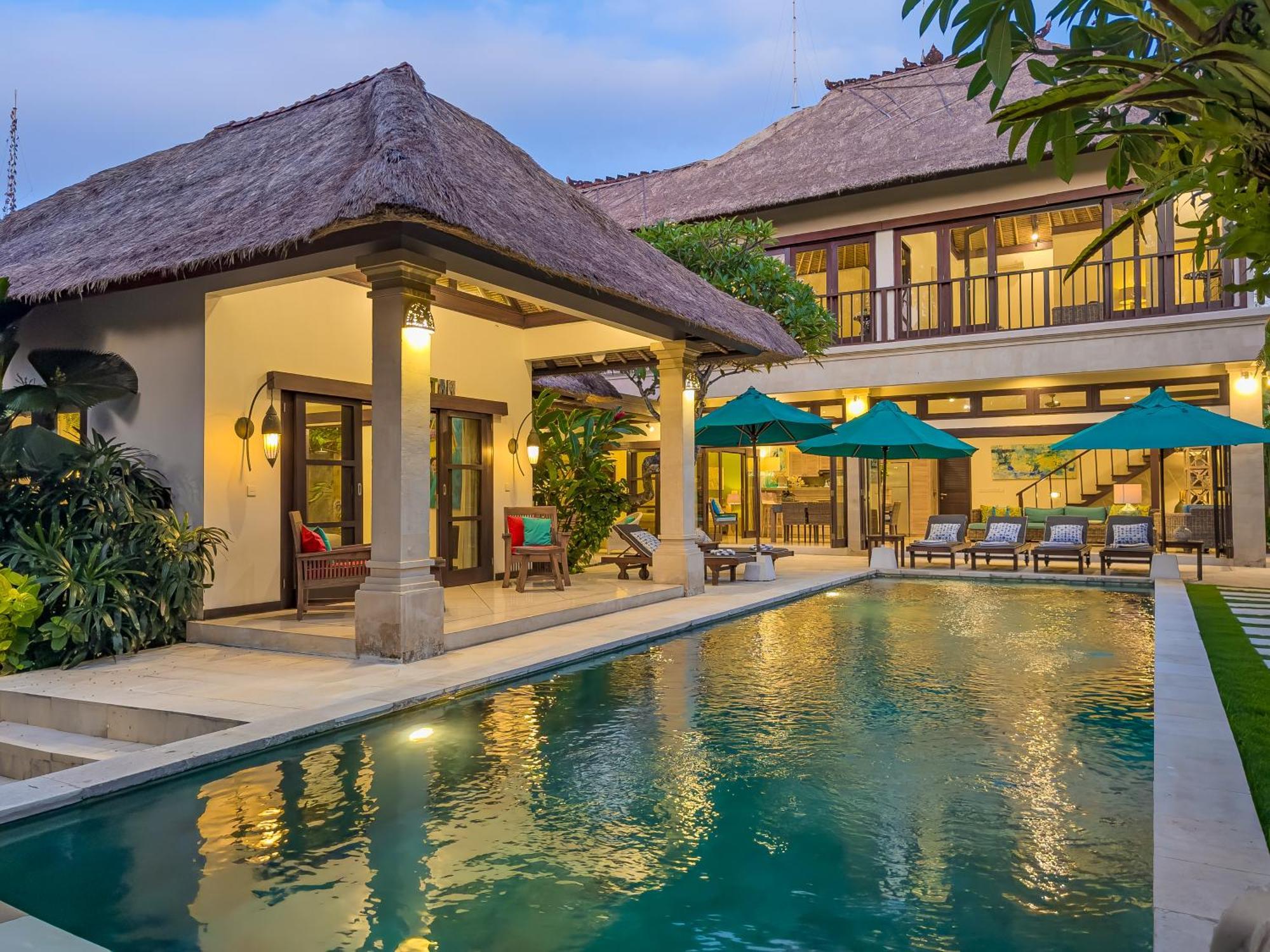 Villa Bugis Drupadi Seminyak Habitación foto