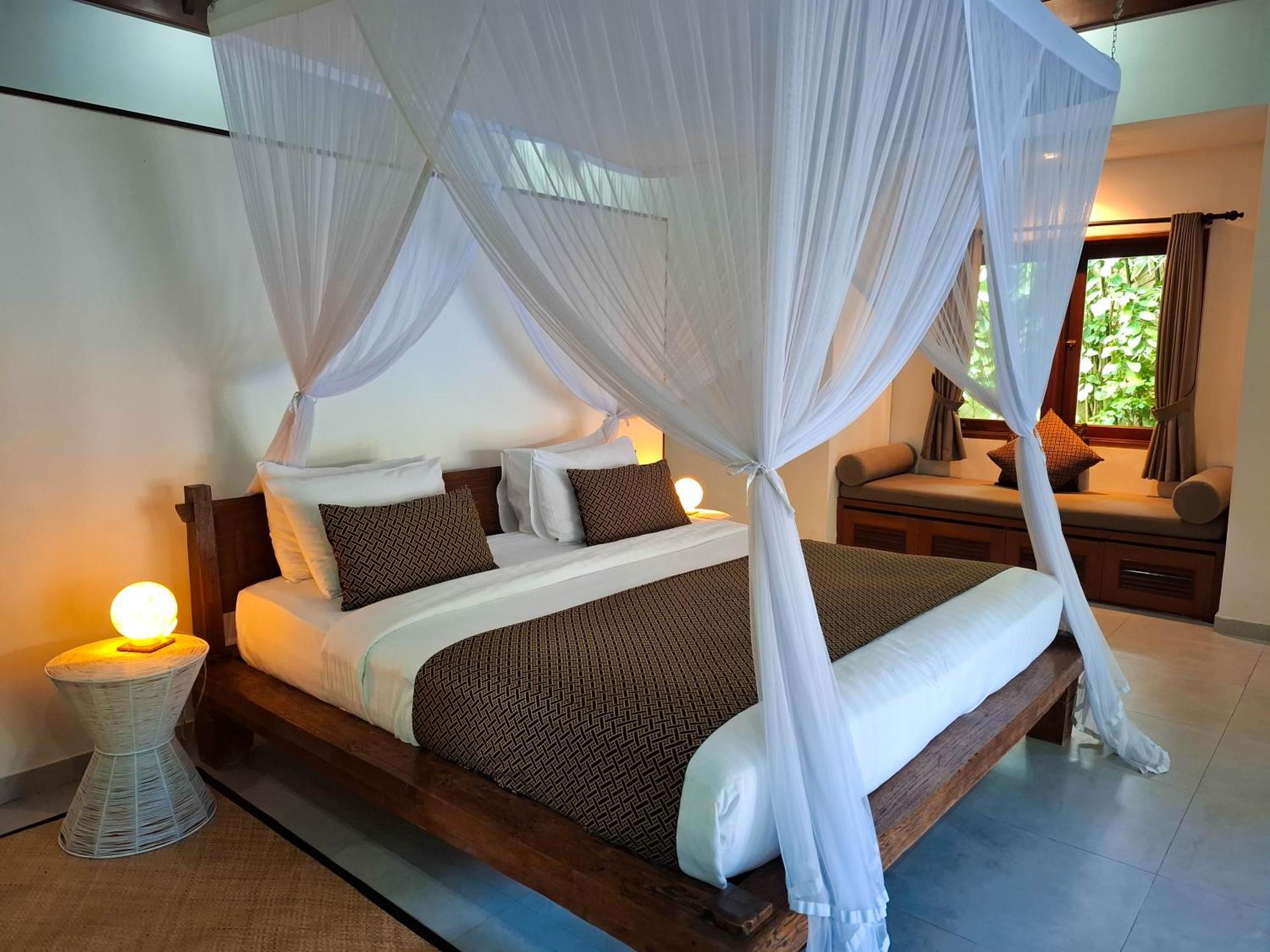 Villa Bugis Drupadi Seminyak Habitación foto